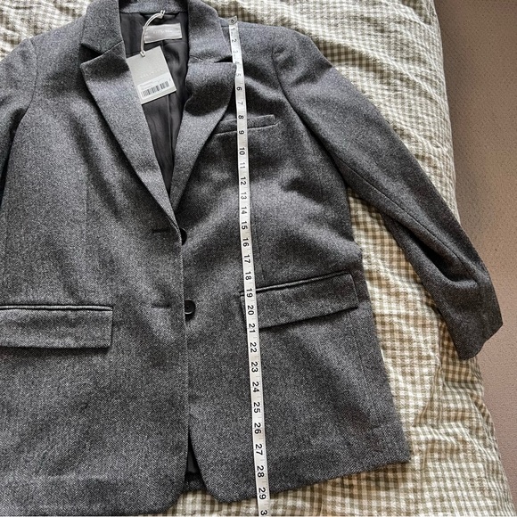 Everlane Women’s Oversized Blazer - Picture 5 of 7